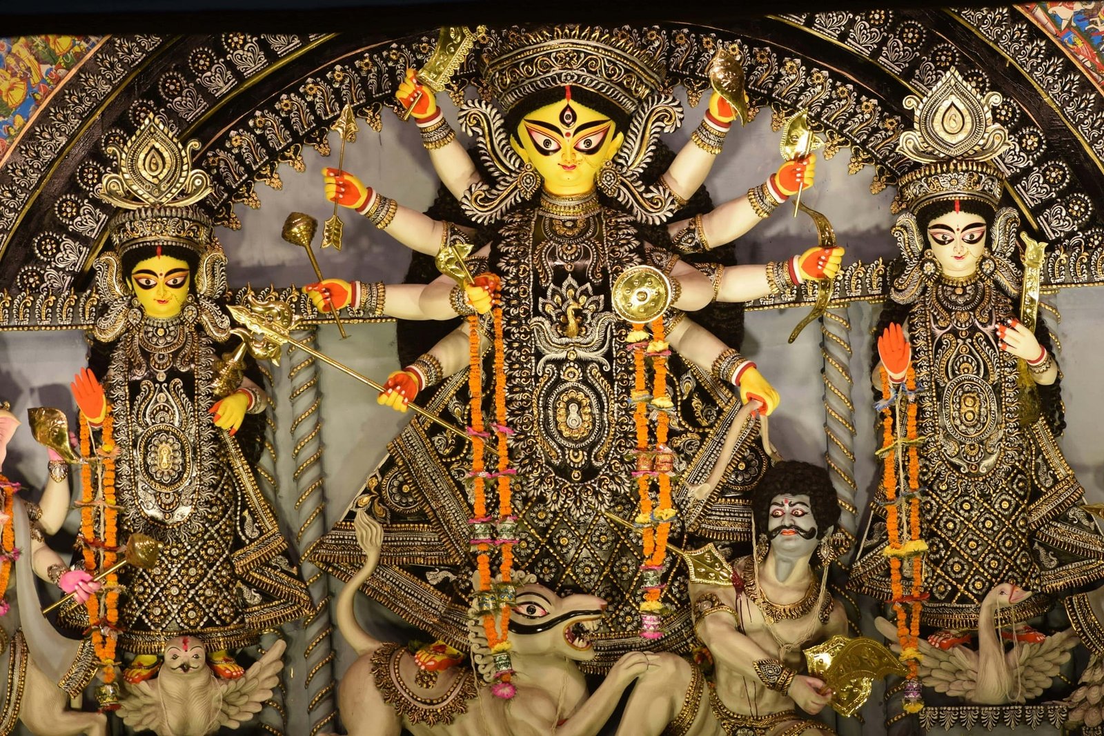 मुख्य देवी प्रतिमा